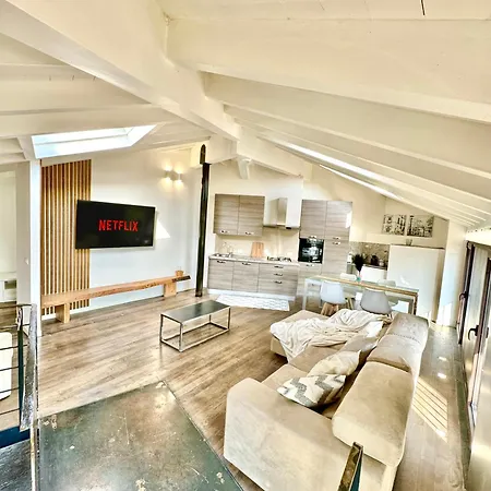 Bridge Apt. Garage - Netflix - Wifi * Brescia