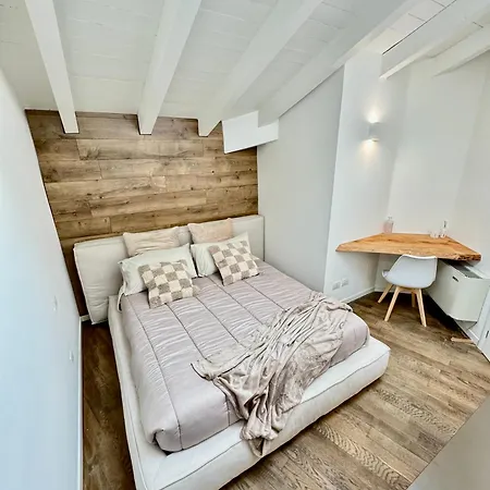 Apartment Bridge Apt. Garage - Netflix - Wifi Brescia